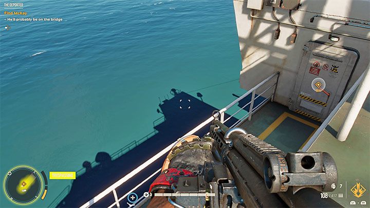 Kierujcie się w stronę oznaczonego przez grę mostka kapitańskiego - właz prowadzący do niego pokazuje dołączony obrazek i załączy się tam cut-scenka z konfrontacji z McKayem - Far Cry 6: Deportacja (The Deported) - solucja, opis przejścia - Far Cry 6 - poradnik do gry