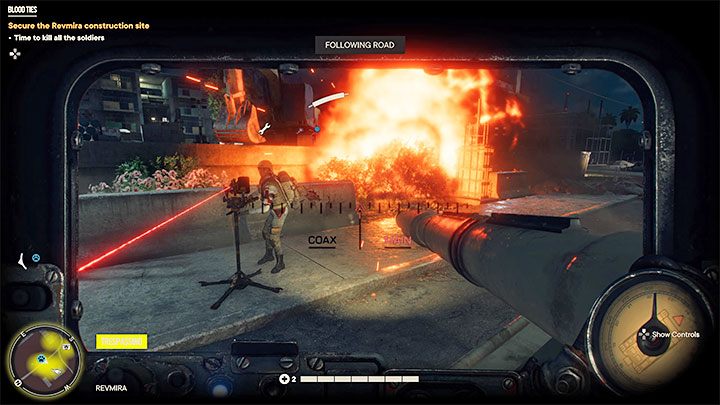 Jeśli udało się Wam podkraść do czołgu, to dobrym pomysłem jest przejęcie kontroli nad nim (właz na dachu) - Far Cry 6: Więzy krwi (Blood Ties) - solucja, opis przejścia - Far Cry 6 - poradnik do gry