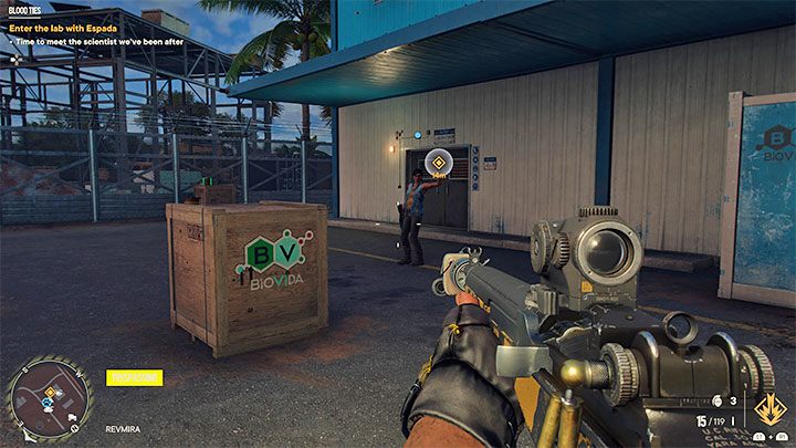 Po tym jak otrzymacie nowe wytyczne wyruszcie w stronę głównego budynku na placu budowy, przy którym powinna się również pojawić Camila - Far Cry 6: Więzy krwi (Blood Ties) - solucja, opis przejścia - Far Cry 6 - poradnik do gry