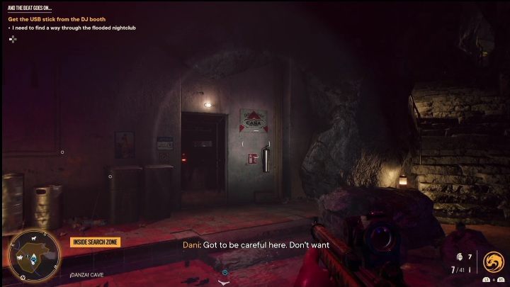 Na półce jest przełącznik, który otworzy Wam drzwi do przejścia dalej - Far Cry 6: A nuta leci dalej - Wyprawy po skarby (Valle De Oro) - Far Cry 6 - poradnik do gry