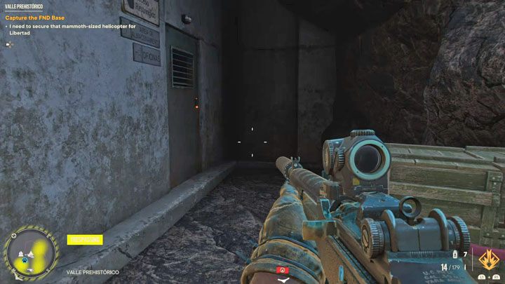 W jaskiniach znajdziecie drzwi prowadzące do pomieszczenia ochrony i trzeba użyć na nich zdobytej niedawno karty dostępu - Far Cry 6: Trofeum A to ci niespodzianka - jak zdobyć? - Far Cry 6 - poradnik do gry