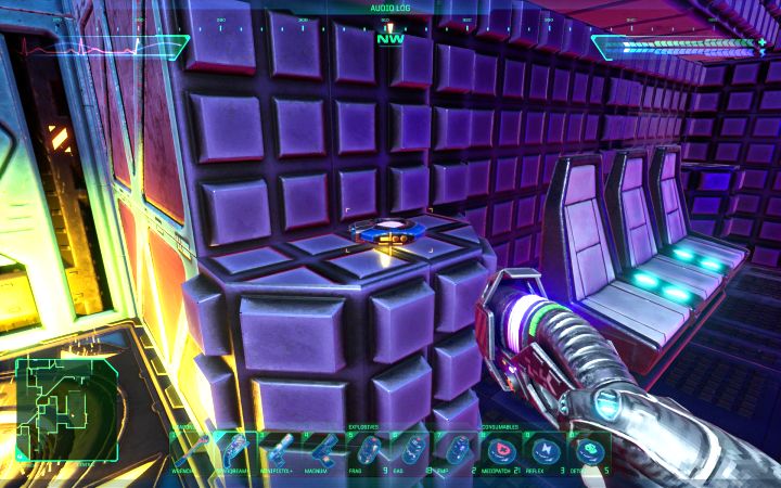 2 fragmenty kodu poznacie z różnych dzienników audio - Plecaki ochrony środowiskowej w Storage 6 (obrazek 1) oraz Ukryta paczka w Central (obrazek 2) - System Shock Remake: Lista kodów - System Shock Remake - poradnik do gry