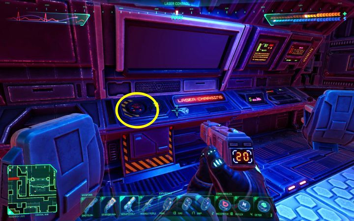 Dotrzyjcie do konsoli z napisem Laser Charging i wciśnijcie przycisk widoczny na obrazku - System Shock Remake: Wyłączenie lasera górniczego - opis zagadki - System Shock Remake - poradnik do gry