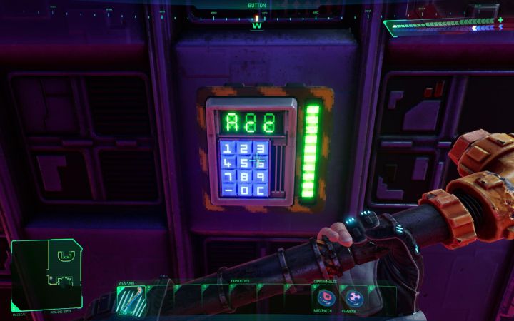 Dla przypomnienia kombinacja do zamka 451 (rozszerzona później na 0451) to tradycja zapoczątkowana przez dwie klasyczne części System Shock, która była kontynuowana w większości kolejnych produkcji z gatunku immersive sim, takich jak Deus Ex, Dishonored czy Bioshock - System Shock Remake: Czy kod 0451 działa na pierwszych drzwiach? - System Shock Remake - poradnik do gry