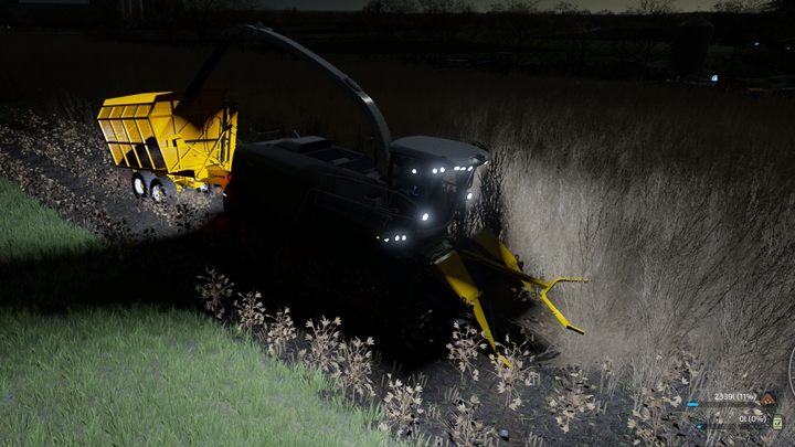 Aby zbierać topole, potrzebujecie silosokombajnu z właściwym hederem do topoli - Farming Simulator 22: Topole - Farming Simulator 22 - poradnik do gry