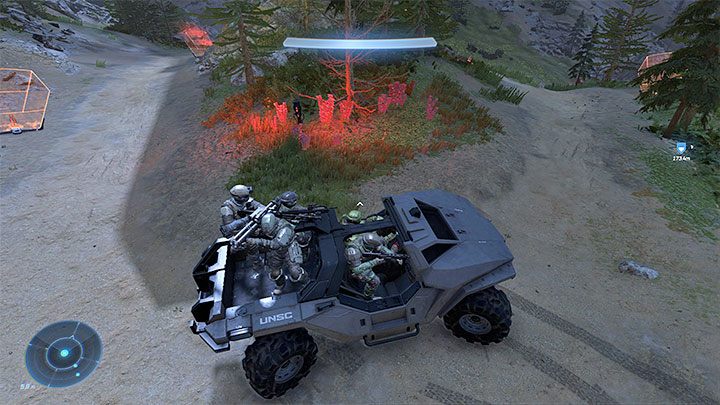 Swoje szanse na skuteczne pokonywanie przeciwników możecie zwiększać używając odpowiednich typów broni (temat ten dokładniej opisaliśmy w jednym z kolejnym podpunktów), ale również na inne sposoby - Halo Infinite: Walka, bronie i amunicja - Halo Infinite - poradnik do gry