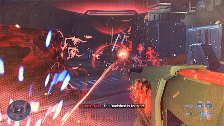 W każdej z rozgrywanych walk musicie obserwować pasek tarczy Master Chiefa po to żeby zareagować gdy zostanie on w dużym stopniu lub całkowicie wyczerpany - Halo Infinite: Walka, bronie i amunicja - Halo Infinite - poradnik do gry