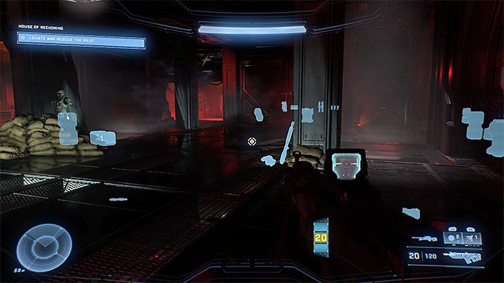 Jeśli widzicie, że Jega Rdomnai znajduje się już niebezpiecznie blisko bohatera ratujcie się użyciem wyrzutni linowej żeby szybko oddalić się od przeciwnika - Halo Infinite: Jega Rdomnai - boss, jak pokonać? - Halo Infinite - poradnik do gry