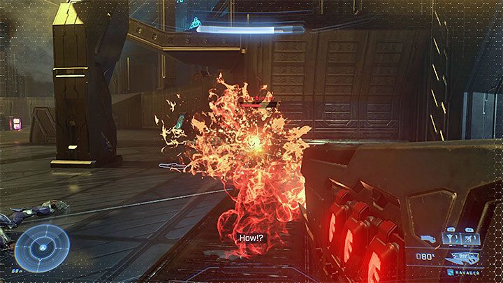 Musicie atakować Heraldkę do momentu aż straci cały pasek tarczy (pamiętajcie o tym żeby nie przerywać na zbyt długo atakowania bossa, bo biały pasek może się odnawiać) - Halo Infinite: Ciche audytorium - solucja, opis przejścia - Halo Infinite - poradnik do gry