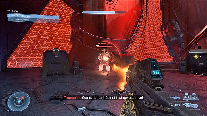 Boss używa wyrzutni Hydra, która może zadawać spore obrażenia w przypadku trafienia - Halo Infinite: Podpokład - solucja, opis przejścia - Halo Infinite - poradnik do gry