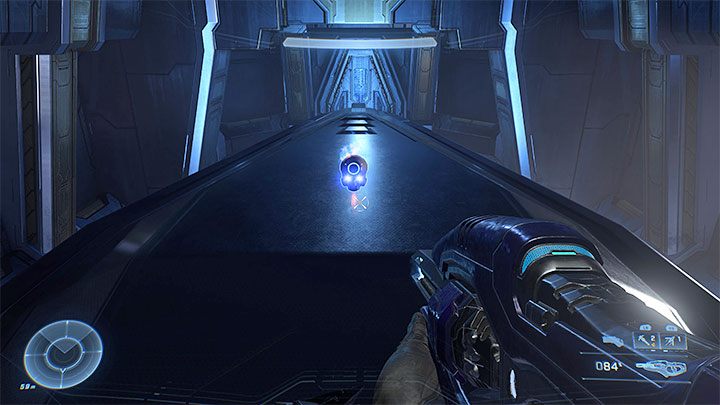 W sekretnej lokacji wdrapcie się na centralną konstrukcję, na której leży czaszka - Halo Infinite: Bandana, 5. czaszka (Ciche audytorium) - gdzie znaleźć? - Halo Infinite - poradnik do gry