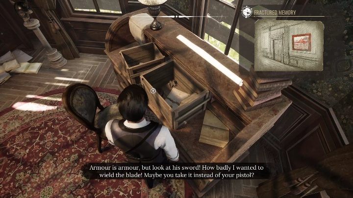 Pierwsze biurko znajdziecie w prawej części pokoju, zaraz przy oknie - Sherlock Holmes Chapter One: Matczyna miłość, Gabinet osobliwości - solucja - Sherlock Holmes Chapter One - poradnik do gry