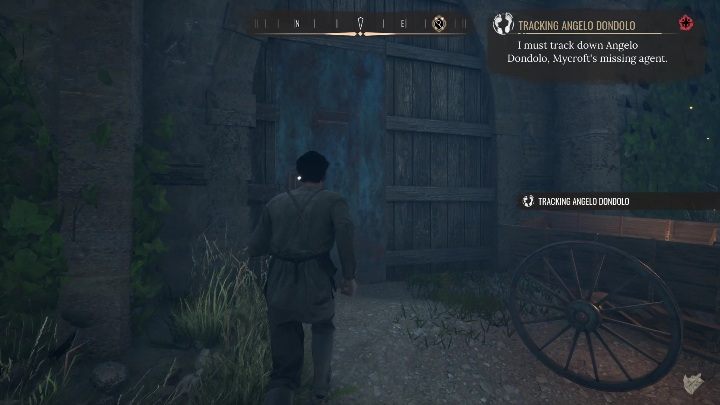 Poruszajcie się za wozem, aż dotrzecie do budynku z niebieskimi drzwiami - Sherlock Holmes Chapter One: Zaginiony sklepikarz - solucja, sprawy Mycrofta - Sherlock Holmes Chapter One - poradnik do gry