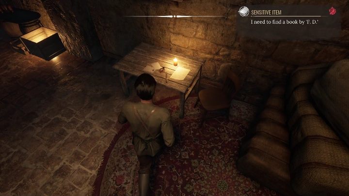 Następny stół jest po przeciwnej stronie, na okazałym dywanie - Sherlock Holmes Chapter One: Zaginiony sklepikarz - solucja, sprawy Mycrofta - Sherlock Holmes Chapter One - poradnik do gry