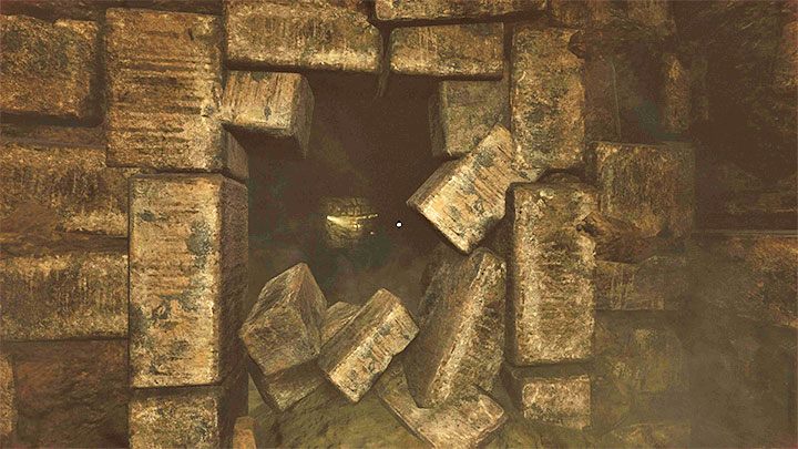 Rozdział ten składa się z dwóch części i w pierwszej eksploruje się grobowiec jeszcze bez udziału Cienia, choć w dalszym ciągu wszechobecne ciemności są zagrożeniem dla poziomu strachu bohaterki i powinniście dążyć do używania lampy naftowej i zapałek (szukajcie lamp i pochodni do rozpalenia) - Amnesia Rebirth: The Tomb of Tin Hinan - solucja, sekrety - Amnesia Rebirth - poradnik do gry