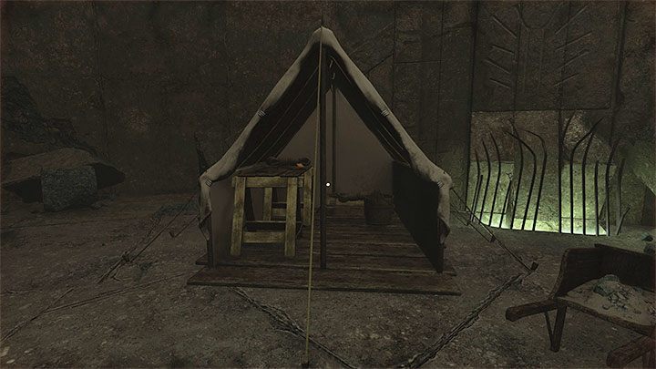Niedaleko konsoli znajduje się pokazany na obrazku namiot - Amnesia Rebirth: The Chamber of Pillars - solucja, sekrety - Amnesia Rebirth - poradnik do gry