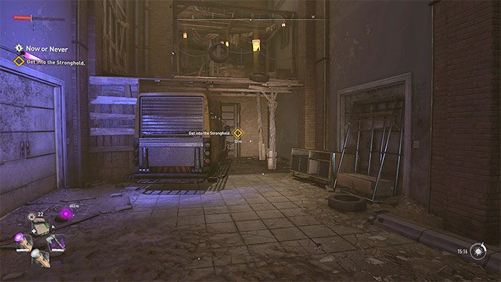 Po wygranej bitwie dotrzyjcie do oznaczonych drzwi, a następnie wejdźcie do zaparkowanej furgonetki od strony drzwi pasażera - Dying Light 2: Teraz albo nigdy - solucja, opis przejścia - Dying Light 2 - poradnik do gry