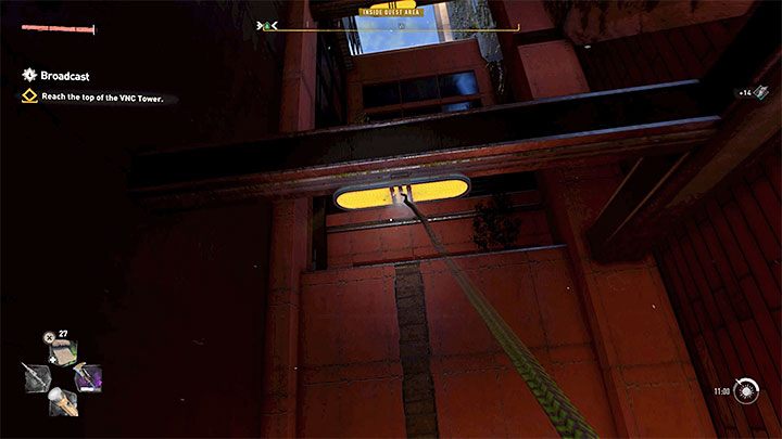 Hak to gadżet przydatny podczas wspinaczek - można go wystrzeliwać i zaczepiać o wybrane elementy otoczenia po to żeby rozbujać się lub wspiąć na linie - Dying Light 2: Narzędzia - jak ulepszać? - Dying Light 2 - poradnik do gry