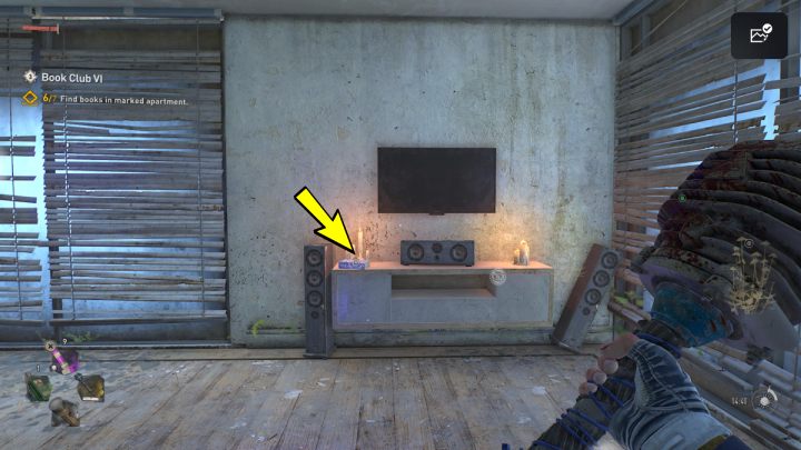 7 książka jest na szafce przy telewizorze - Dying Light 2: Klub książki 6 (Book Club 6) - solucja, opis przejścia - Dying Light 2 - poradnik do gry