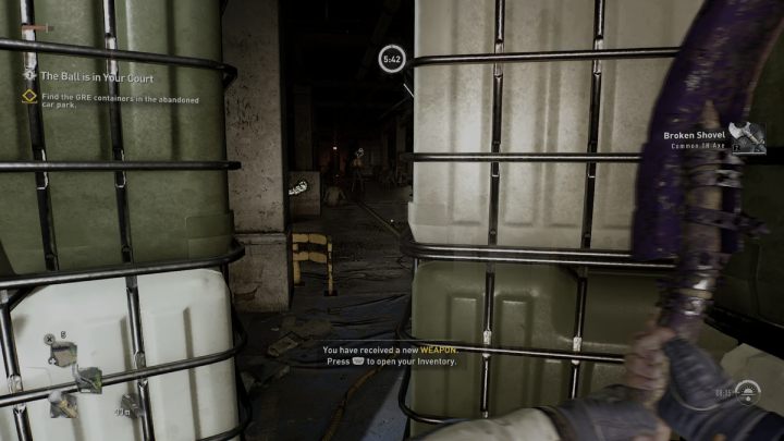 Przejdźcie przez korytarz ze światłem UV i wejdźcie na teren parkingu -2 - Dying Light 2: Teraz twój ruch - solucja, opis przejścia - Dying Light 2 - poradnik do gry