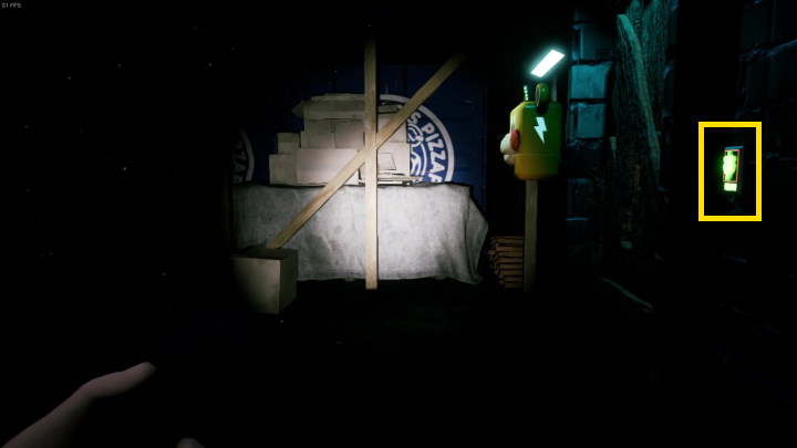 Następnie przebiegnijcie korytarzem i wskoczcie do kryjówki - FNAF SB: Roxy - boss, jak pokonać? - FNAF Security Breach - poradnik do gry