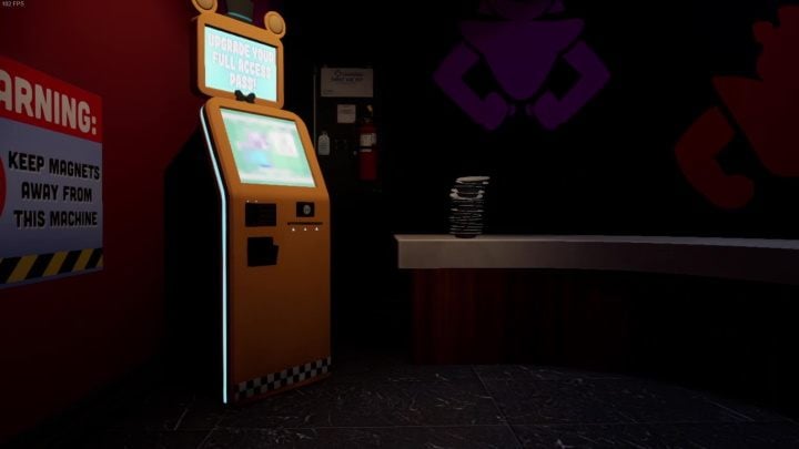 Gdy już otrzymacie przepustkę, wróćcie na górę i udajcie się do Daycare znajdującego się na końcu korytarza - FNAF SB: No Re-entry - solucja, opis przejścia - FNAF Security Breach - poradnik do gry