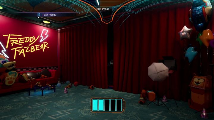 Następnie wróćcie do Freddyego i otwórzcie prezent, który znajduje się w jego brzuchu - FNAF SB: Free Freddy - solucja, opis przejścia - FNAF Security Breach - poradnik do gry