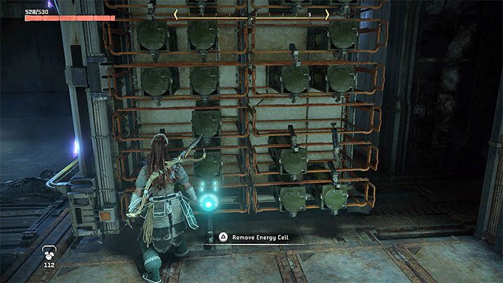 Zainteresujcie się nowym stojakiem nadającym się do wysunięcia ze ściany - Horizon Forbidden West: Nasiona przeszłości (Seeds of the Past) - solucja, opis przejścia - Horizon Forbidden West - poradnik do gry