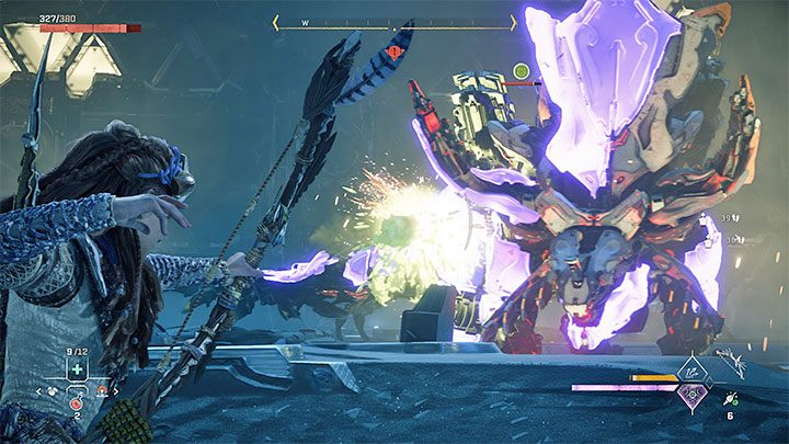 Podczas walki polegajcie na atakach żywiołami oraz na standardowych wymierzonych w słabe punkty na ciele bossa - Horizon Forbidden West: Głoworóg (Grimhorn) - jak pokonać bossa z kotła TAU? - Horizon Forbidden West - poradnik do gry