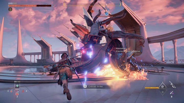 Umiejętne wykorzystywanie żywiołów, na które boss jest mniej odporny, może też doprowadzać do sytuacji, w których Widmo Prime uklęknie lub upadnie na ziemię - Horizon Forbidden West: Widmo Prime (Specter Prime) - finałowy boss kampanii, jak pokonać? - Horizon Forbidden West - poradnik do gry