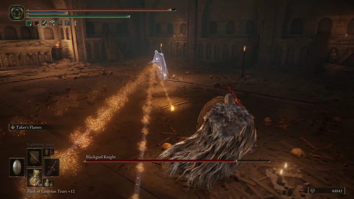 Rycerz Czarnego Więzienia walczy bardzo podobnie do was i do najeźdźców, z którymi prawdopodobnie kilkukrotnie się już zetknęliście - Shadow of the Erdtree: Jak pokonać bossa Rycerz Czarnego Więzienia (Blackgaol Knight)? - Elden Ring - poradnik do gry