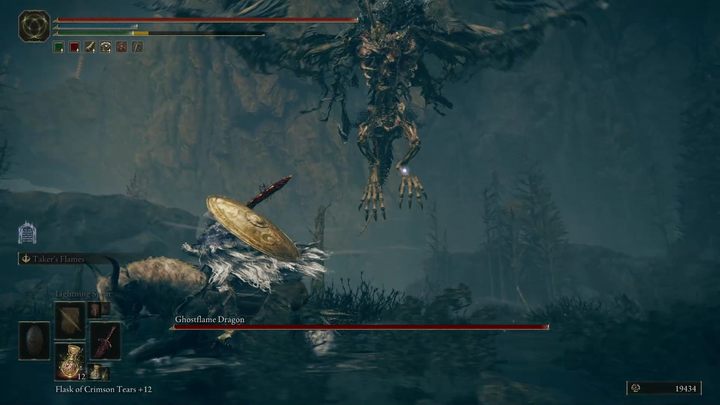 Mimo swojego niepokojącego wyglądu, Smok ognia duchów nie różni się zbytnio od wielu innych smoków, z którymi zetknęliście się w poprzednich regionach gry Elden Ring - Shadow of the Erdtree: Jak pokonać bossa Smok ognia duchów (Ghostflame Dragon)? - Elden Ring - poradnik do gry