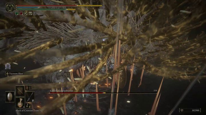 Drugi atak dystansowy jest bardziej bezpośredni i opiera się na ostrych igłach spadających z nieba - Shadow of the Erdtree: Jak pokonać bossa Złoty hipopotam (Golden Hippopotamus)? - Elden Ring - poradnik do gry