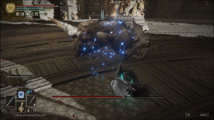 Ważnym jest, aby nie zbliżać się do niego, gdyż posiada on wiele obszarowych i szybkich ataków, jak np - Elden Ring: Maliketh, Czarna Klinga (Maliketh, the Black Blade) - boss, jak pokonać? - Elden Ring - poradnik do gry