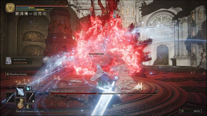 Bardzo często, gdy Maliketh wbije swój miecz w ziemię, spowoduje wybuch czerwono-czarnych płomieni - Elden Ring: Maliketh, Czarna Klinga (Maliketh, the Black Blade) - boss, jak pokonać? - Elden Ring - poradnik do gry
