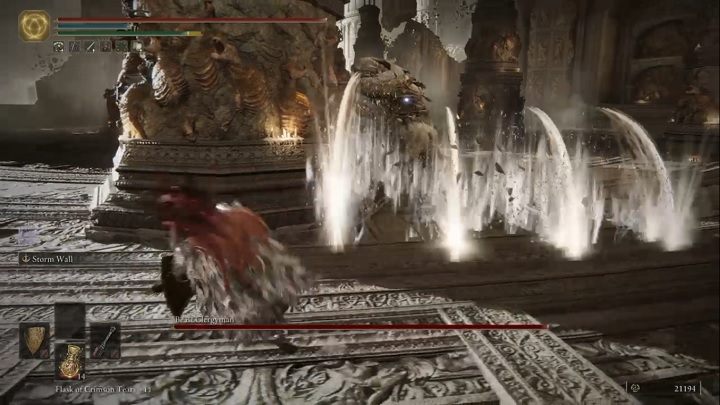 Kiedy jesteście od przeciwnika oddaleni na średni dystans, często będzie atakować na odległość - Elden Ring: Maliketh, Czarna Klinga (Maliketh, the Black Blade) - boss, jak pokonać? - Elden Ring - poradnik do gry