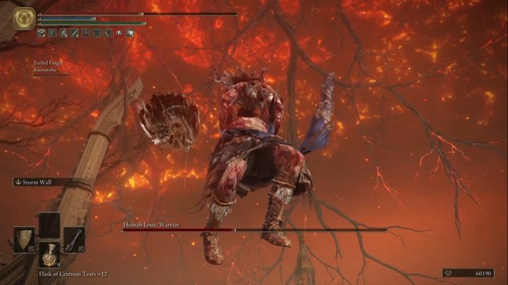 Kiedy przeciwnikowi zostanie około 50% PŻ walka przejdzie w drugą fazę - Elden Ring: Hoarah Loux, wojownik (Hoarah Loux, Warrior) - boss, jak pokonać? - Elden Ring - poradnik do gry