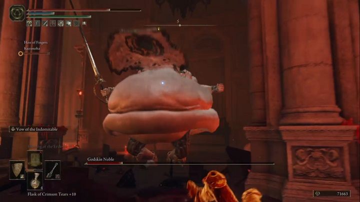 Teraz przeciwnik poza tym co robił w pierwszej fazie, atakować będzie również swoim ciałem - Elden Ring: Szlachcic boskiej skóry (Godskin Noble) - boss, jak pokonać? - Elden Ring - poradnik do gry