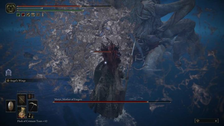 Okazjonalnie Metyra może rozerwać guz na jej brzuchu, wypuszczając trzy czołgające się dłonie, które będą wspierać ją w walce - Shadow of the Erdtree:Jak pokonać bossa Metyra, Matka Palców (Metyr, Mother of Fingers)? - Elden Ring - poradnik do gry