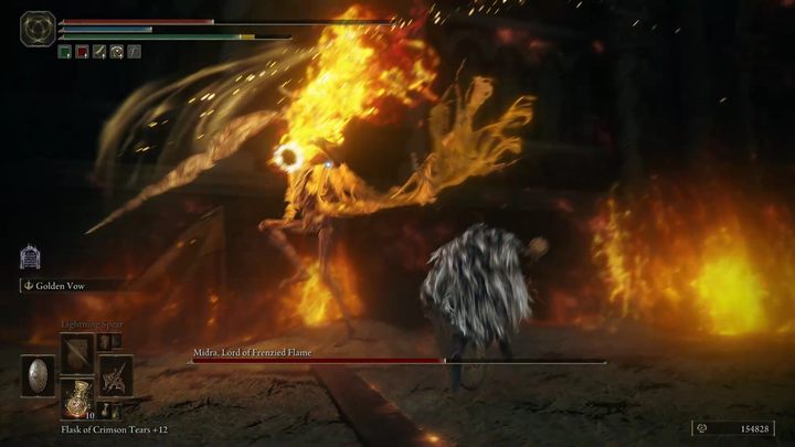 W fazie drugiej Midra zyskuje kilka nowych ataków - Shadow of the Erdtree: Jak pokonać bossa Midra, Władca Oszalałego Płomienia (Midra, Lord of Frenzied Flame)? - Elden Ring - poradnik do gry