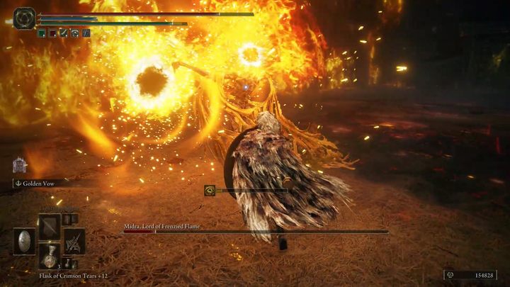 Warto wspomnieć również o ataku ognistą kulą, którą Midra może przywołać w fazie drugiej - Shadow of the Erdtree: Jak pokonać bossa Midra, Władca Oszalałego Płomienia (Midra, Lord of Frenzied Flame)? - Elden Ring - poradnik do gry