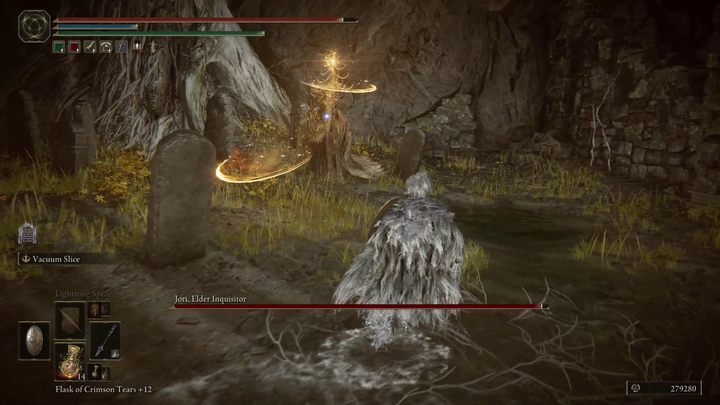 W pierwszej fazie walki, Jori będzie strzelać do Was świetlistymi promieniami - Shadow of the Erdtree: Jak pokonać bossa Jori, starszy inkwizytor (Jori, Elder Inquisitor)? - Elden Ring - poradnik do gry