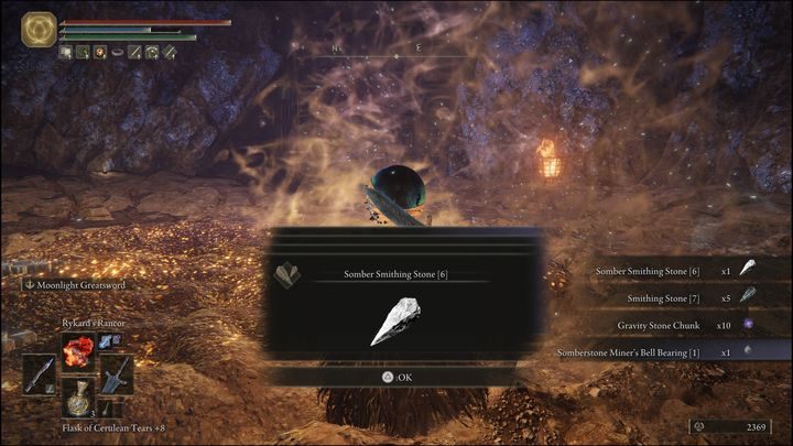 Za pokonanie bossa w Caelid otrzymacie 7600 Run, Dzwonek kulisty górnika ponurego kamienia [1] (Somberstone Miners Bell Bearing [1]), Odłamek kamienia grawitacyjnego x10 (Gravity Stone Chunk x10), Ponury kamień kowalski [6] (Somber Smithing Stone [6]) oraz Kamień kowalski [7] x5 (Smithing Stone [7] - Elden Ring: Bestia spadającej gwiazdy (Fallingstar Beast) - boss, jak pokonać? - Elden Ring - poradnik do gry