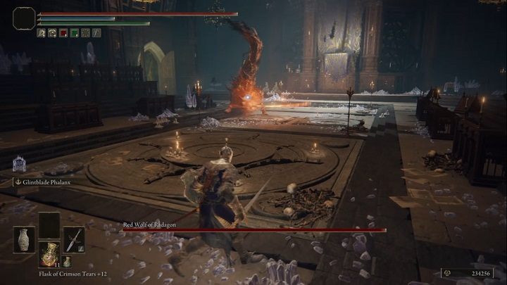 Wilk będzie też często skracać dystans - Elden Ring: Radagon, Czerwony wilk (Red Wolf of Radagon) - boss, jak pokonać? - Elden Ring - poradnik do gry