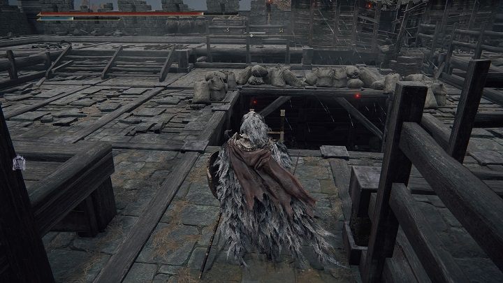 Waszym celem jest dół najbardziej wysunięty na południowy zachód - poznacie go po tym, że ma drabinę - Elden Ring: Legendarne talizmany (Legendary Talismans) - lista wszystkich - Elden Ring - poradnik do gry