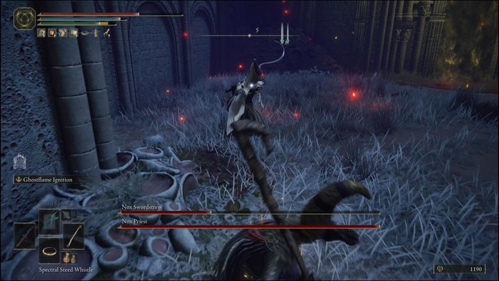 Dobrym sposobem na przerwanie jej ataków jest trzymanie tarczy - Elden Ring: Szermierczyni Noxu i Nox, kapłan (Nox Swordstress & Nox Priest) - boss, jak pokonać? - Elden Ring - poradnik do gry