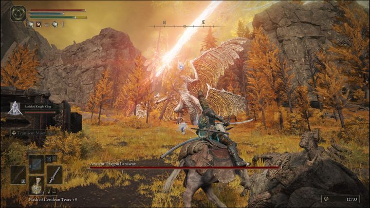 Poza standardowymi, smoczymi atakami, najgroźniejsza jest jego glewia, która zadaje obrażenia od błyskawic - Elden Ring: Starożytny smok Lansseax (Elden Dragon Lansseax) - boss, jak pokonać? - Elden Ring - poradnik do gry