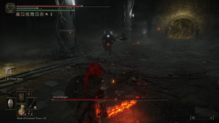 Bossów znajdziecie w Katakumbach mglistej szczeliny (Fog Rift Catacombs) oraz Katakumbach Skorpioniej rzeki (Scorpion River Catacombs), obydwie jaskinie znajdujące się w Starożytnych ruinach Rauh (Ancient Ruins of Rauh) - Shadow of the Erdtree: Inni bossowie - Elden Ring - poradnik do gry