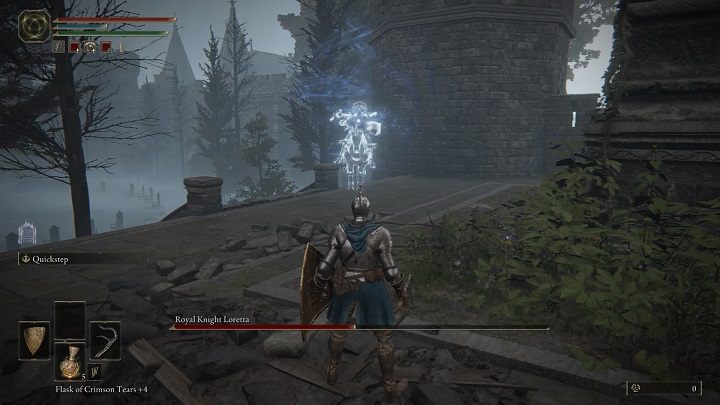 Jeśli nie chcecie, aby przeciwnik tak często skracał dystans, możecie udać się na lewą stronę areny, gdzie za schodami znajduje się budynek, który pomoże również podczas leczenia - Elden Ring: Loretta, królewski rycerz (Royal Knight Loretta) - boss, jak pokonać? - Elden Ring - poradnik do gry