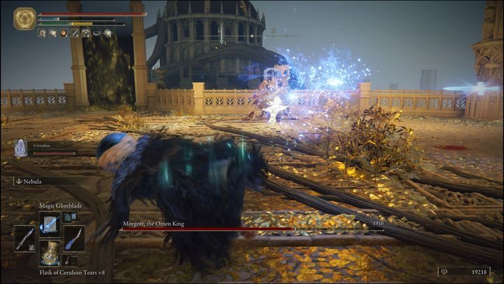 Warto w walce posługiwać się Wilczą Pułapką Mieczy lub szybkimi zaklęciami Błyskamiennymi, zwłaszcza, jeśli chcecie go pokonać w pojedynkę - Elden Ring: Morgott, Król Omenów (Morgott, The Omen King) - boss, jak pokonać? - Elden Ring - poradnik do gry